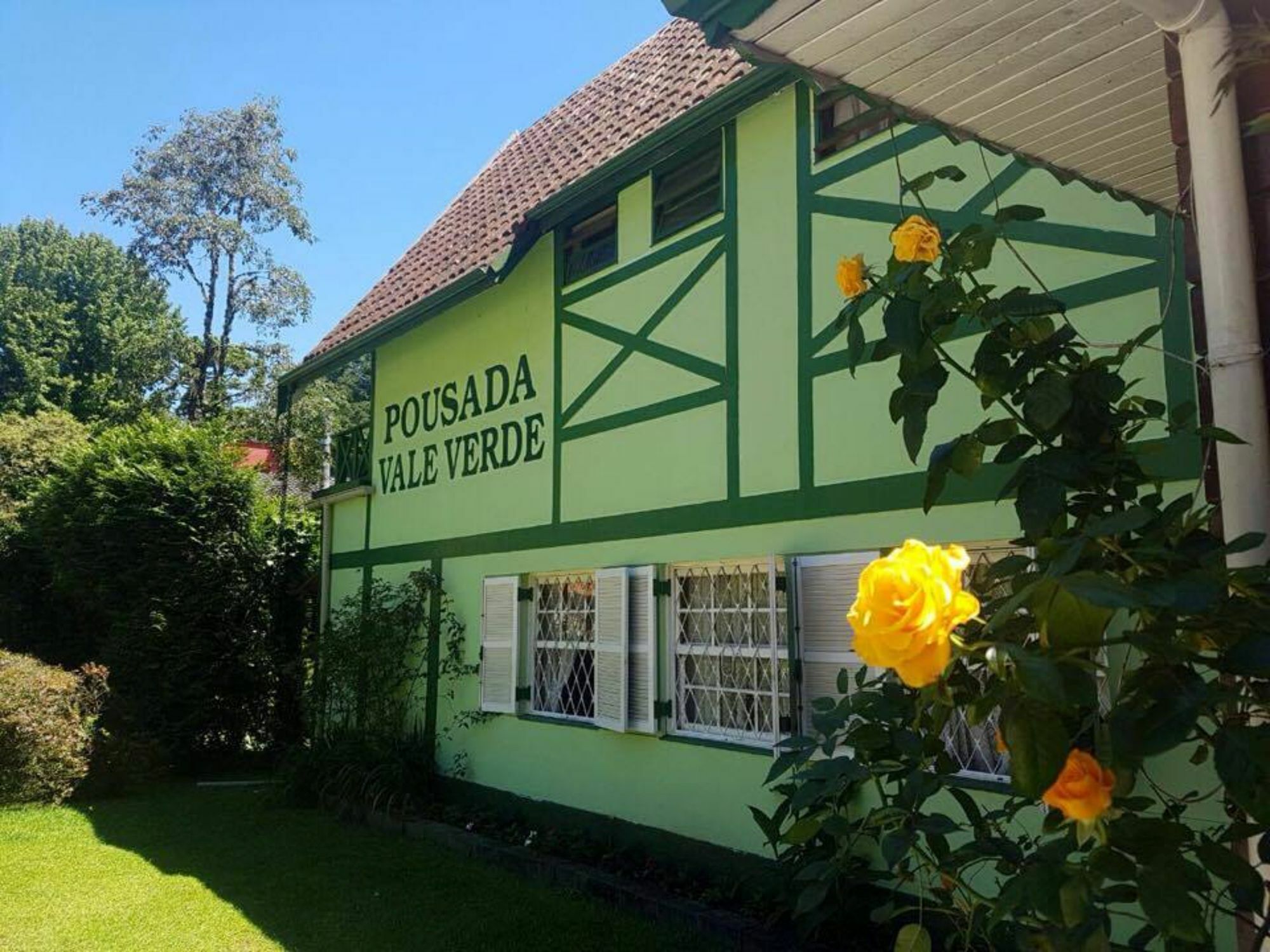 Pousada Vale Verde Campos do Jordão Екстериор снимка